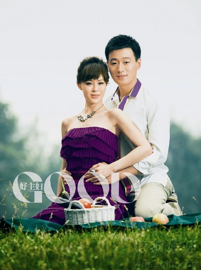 Супруги-телезвезды Тун Давэй и Гуань Юе