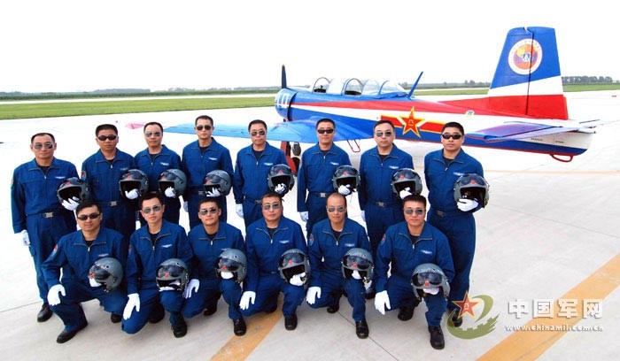 В Китае появились две новые пилотажные группы ВВС НОАК6