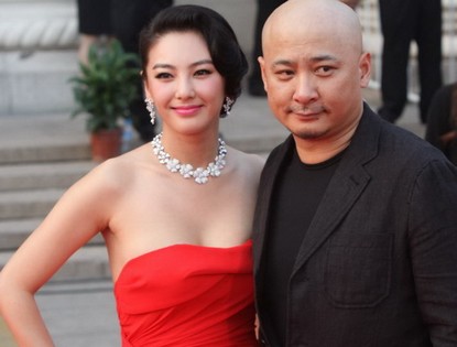 Чжан Юйци и муж Ван Цюаньань на церемонии обнародования кинопремии «Хуабяо»