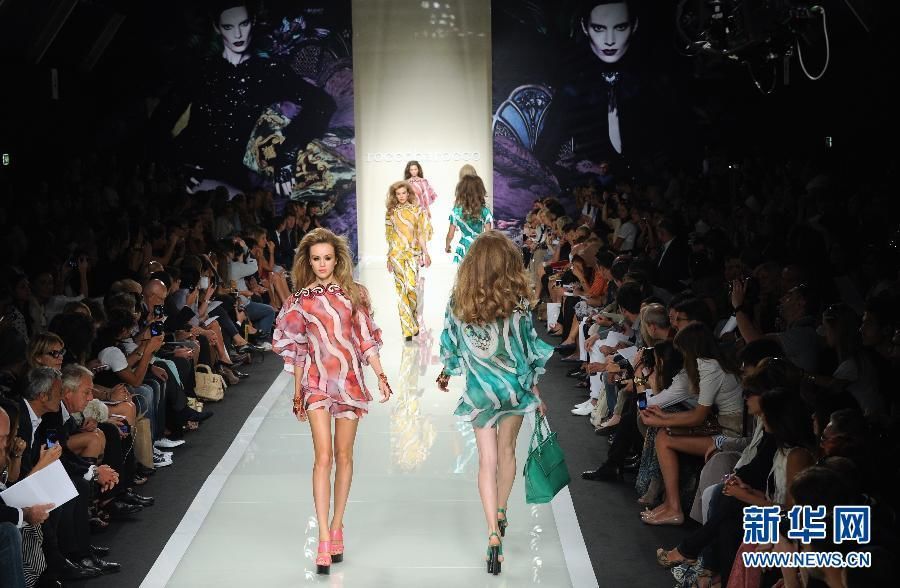 Открылась Неделя моды сезона «Весна-лето-2012» в Милане
