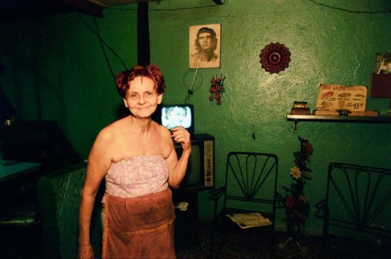 Повседневная жизнь народа Кубы в объективе американского фотографа 