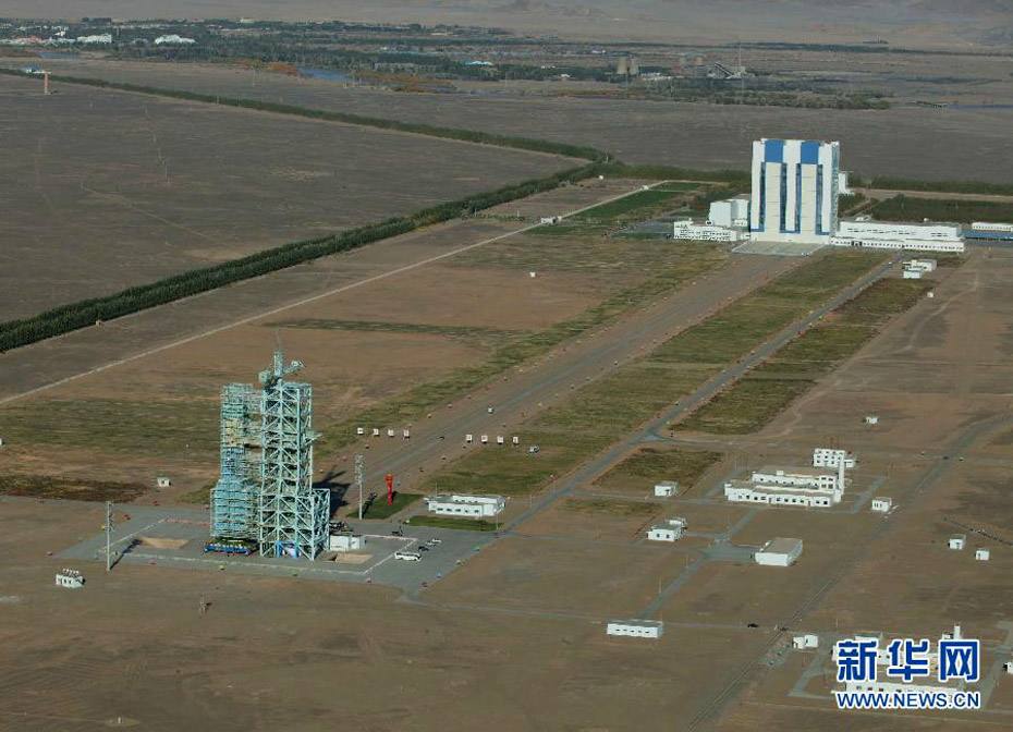 Цзюцюань – величественный космический городок внутри пустыни