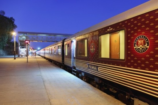 Роскошный индийский поезд 1