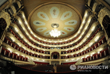 28 октября в Москву вернется 'центр притяжения' - после шестилетней реконструкции открывается Большой театр. 