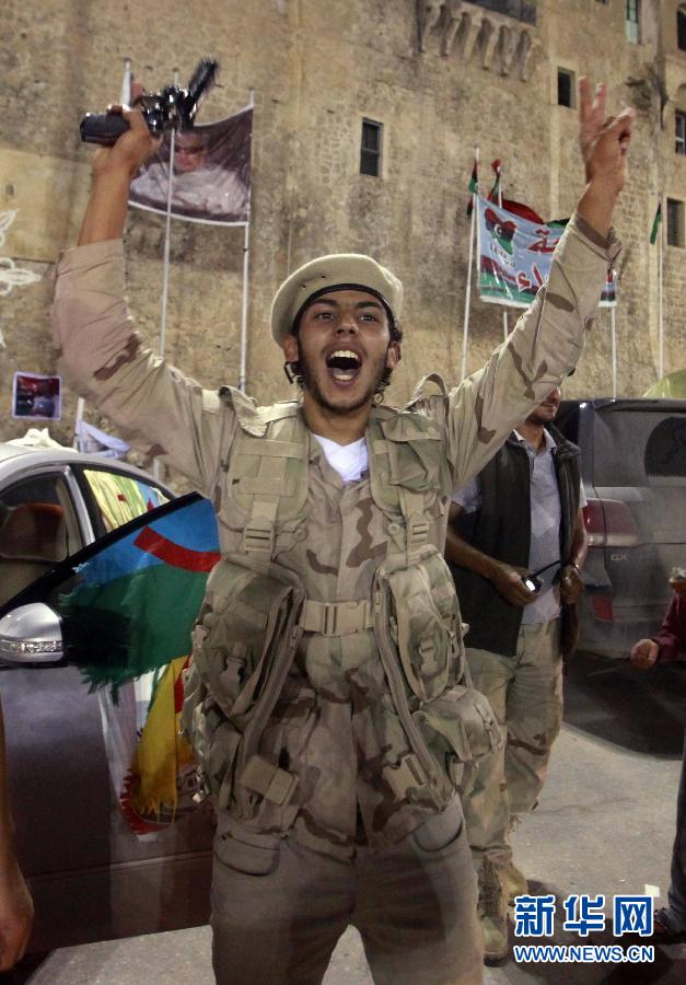 Мохамед Таиназ сказал, что Матасим аль-Каддафи был захвачен вечером в Сирте, где он до этого скрывался.