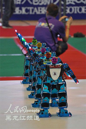 В Харбине прошел китайско-российский студенческий конкурс инноваций в области робототехники 3