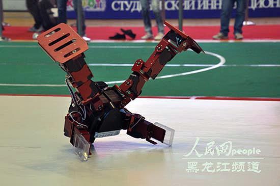 В Харбине прошел китайско-российский студенческий конкурс инноваций в области робототехники 4