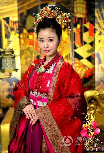 Красавица Линь Синьжу в древнекитайских нарядах5