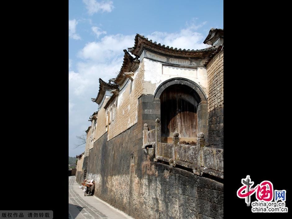 Тэнчун – известный историко-культурный городок в провинции Юньнань
