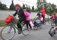 Свадьба на велосипедах в провинции Хубэй