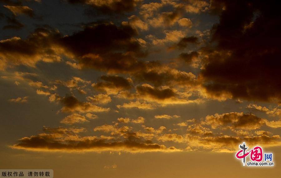 Красивые облака над степью Сайханьба