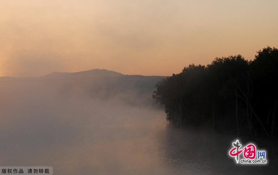 Водная красота в степи Сайханьба