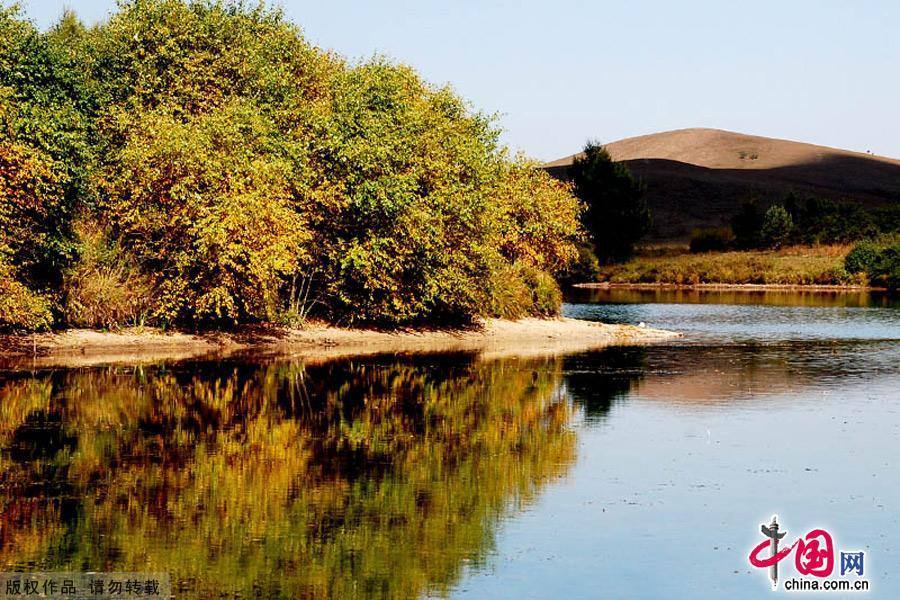 Водная красота в степи Сайханьба