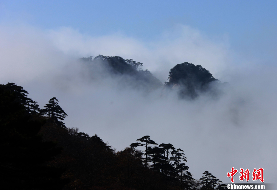 Райская красота гор Хуаншань после дождя