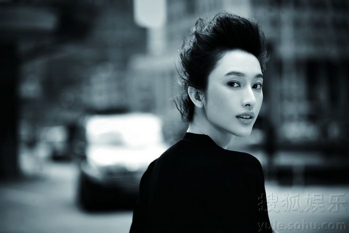  Чжан Ли в модных снимках