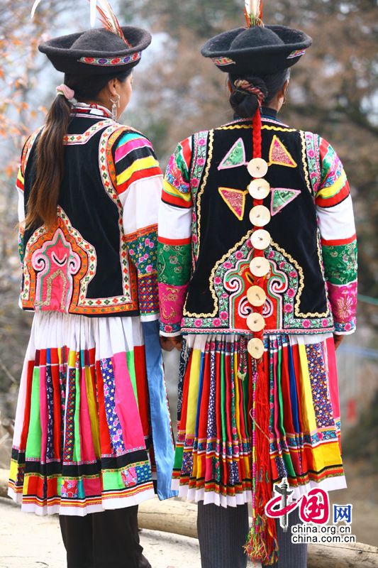 Красивые платья разных национальных стилей