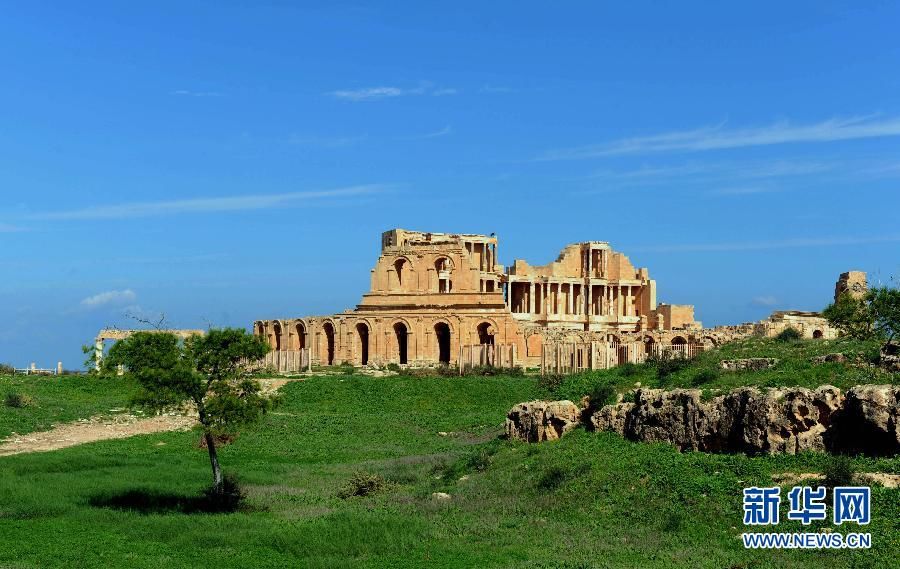 Древние руины Ливии после свежей войны
