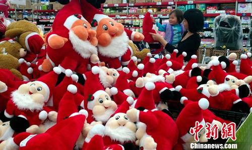 Атмосфера Рождества в городе Фучжоу