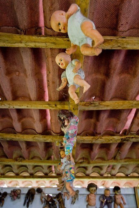 Остров кукол – страшная достопримечательность в Мексике