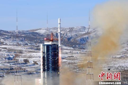 В Китае успешно запущен спутник 'Цзыюань-1-02С' 2