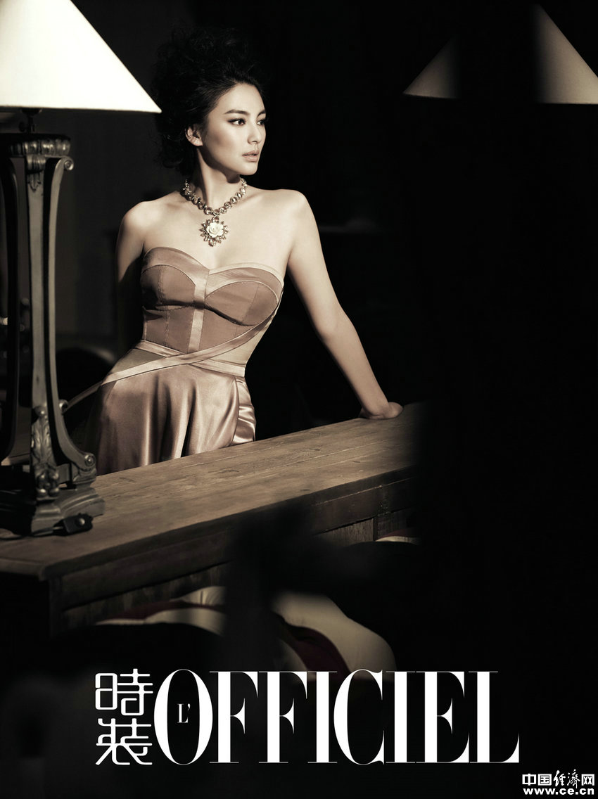 Очаровательная Чжан Юйци на обложке модного журнала «LOFFICIEL» 3