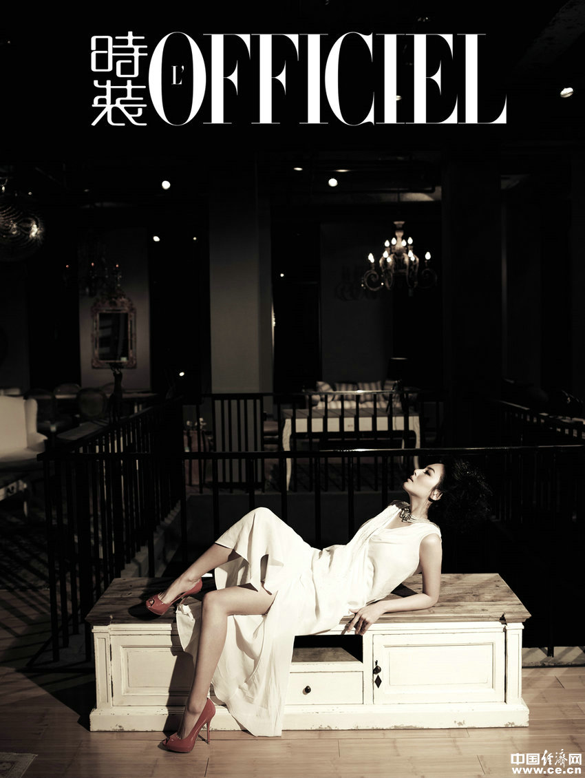 Очаровательная Чжан Юйци на обложке модного журнала «LOFFICIEL» 5