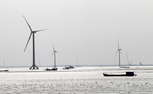 В Китае сдана в эксплуатацию самая крупная ветровая электростанция на море