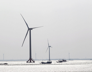 В Китае сдана в эксплуатацию самая крупная ветровая электростанция на море