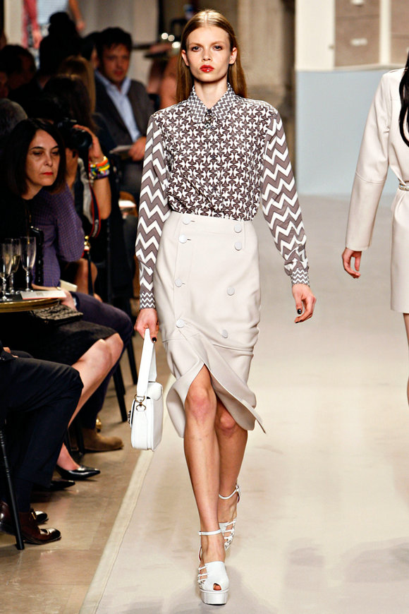Модная женская одежда на весну-лето 2012 от «Loewe»2