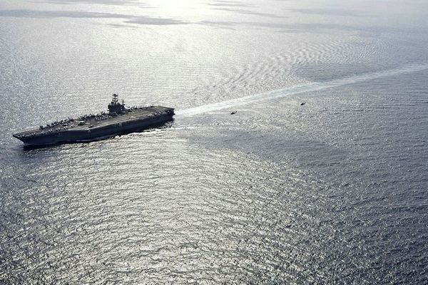Авианосец США вошел в Южно-китайское море