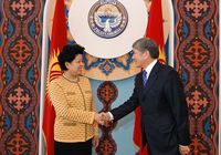 Спецпредставитель председателя КНР Чэнь Чжили встретилась с президентом Кыргызстана А. Атамбаевым
