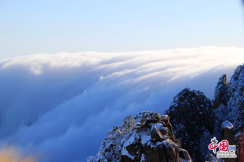 Сказочные горы Хуаншань после снегопада