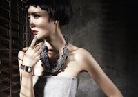 Сексуальная Чжан Синьи на обложке модного журнала