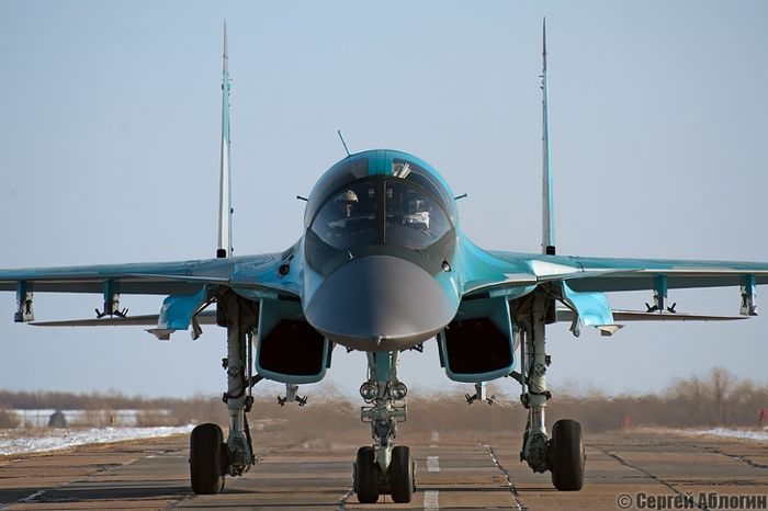 Новые снимки истребителей «Су-34» ВВС России