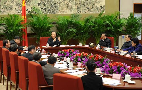 Вэнь Цзябао призвал к дальнейшим реформам для решения экономических проблем 1