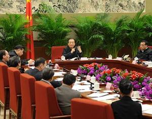 Вэнь Цзябао призвал к дальнейшим реформам для решения экономических проблем 1