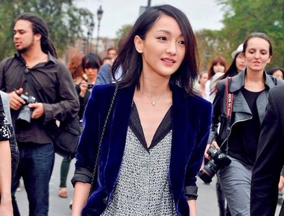 Мода: Чжоу Сюнь учит сочетать повседневную одежду