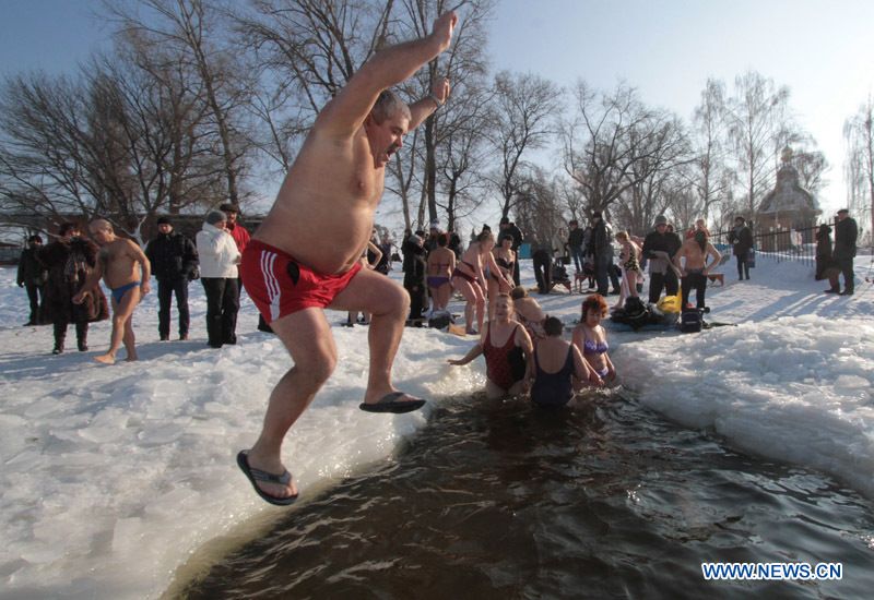 Украинские любители зимнего плавания