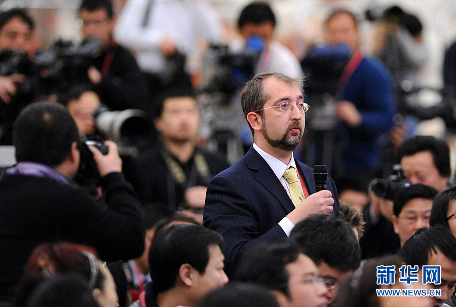 В 10:00 6 марта на третьем этаже Дома народных собраний в Пекине открылась пресс-конференция в рамках пятой сессии ВСНП 11-го созыва. 
