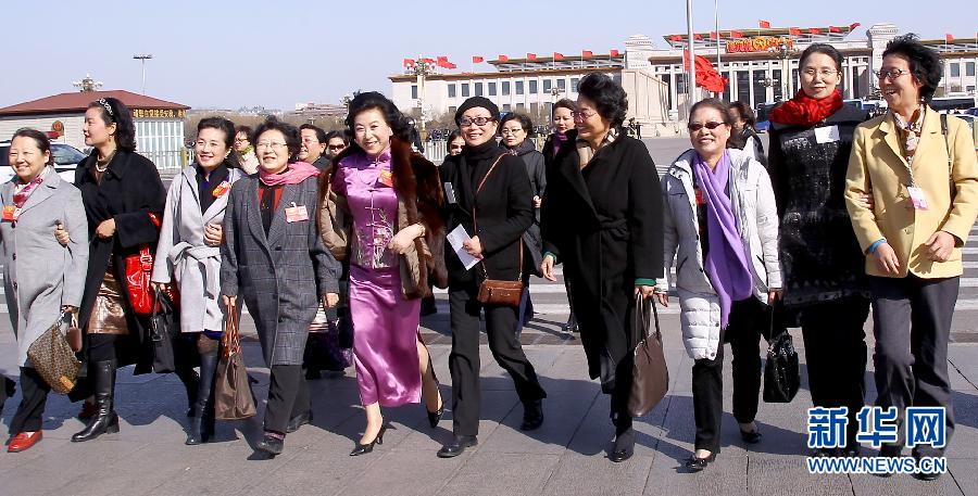Международный женский день: женщины на «двух сессиях» Китая2