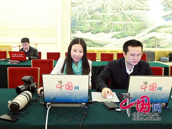 Прямая трансляция встречи премьера КНР Вэнь Цзябао с журналистами