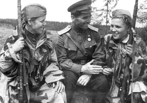 Красивые солдатки Красной армии СССР во время Второй мировой войны 11