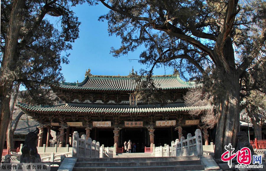 Древний императорский парк - Храм «Цзиньцы»