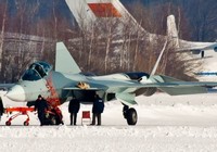 Пробный полет российского истребителя четвертого поколения «Т-50»
