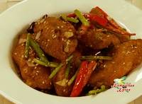 Китайская кухня - Острые куриные крылышки с чесноком