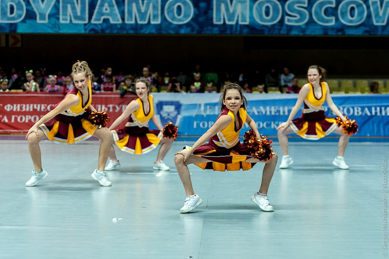 Прекрасные фотографии с Конкурса болельщиц-2012 в Москве 37