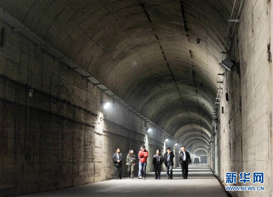 На днях в районе Фулин г. Чунцин военный ядерный комплекс номер 816 после реконструкции был официально открыт для посетителей, что привлекло внимание общественности. 