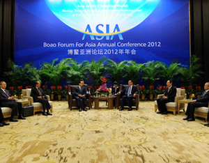Вице-премьер Госсовета КНР Ли Кэцян встретился с членами Совета и Консультативного комитета Боаоского азиатского форума1