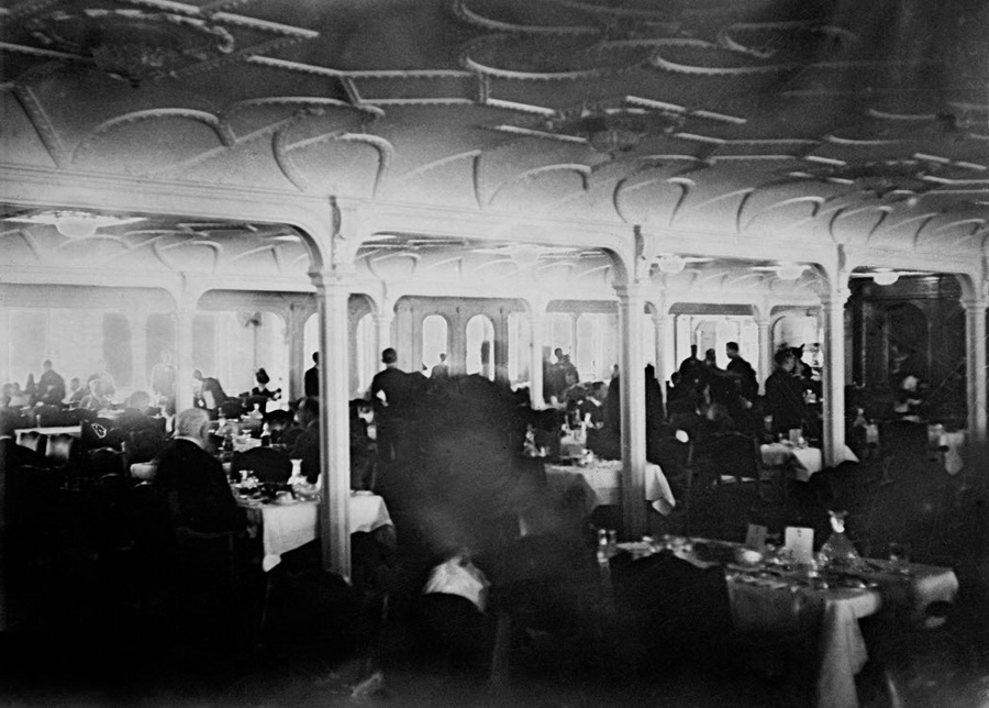 Хотя снятие фотографий для Брауна было лишь увлечением, в последствии снятые им фотографии «Титаника» получили высокую ценность.