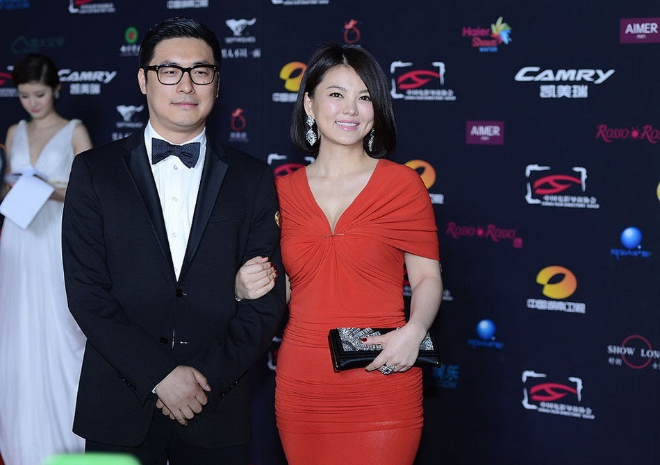 Звезды на церемонии награждения премии Ассоциации китайских режиссеров-2011 1